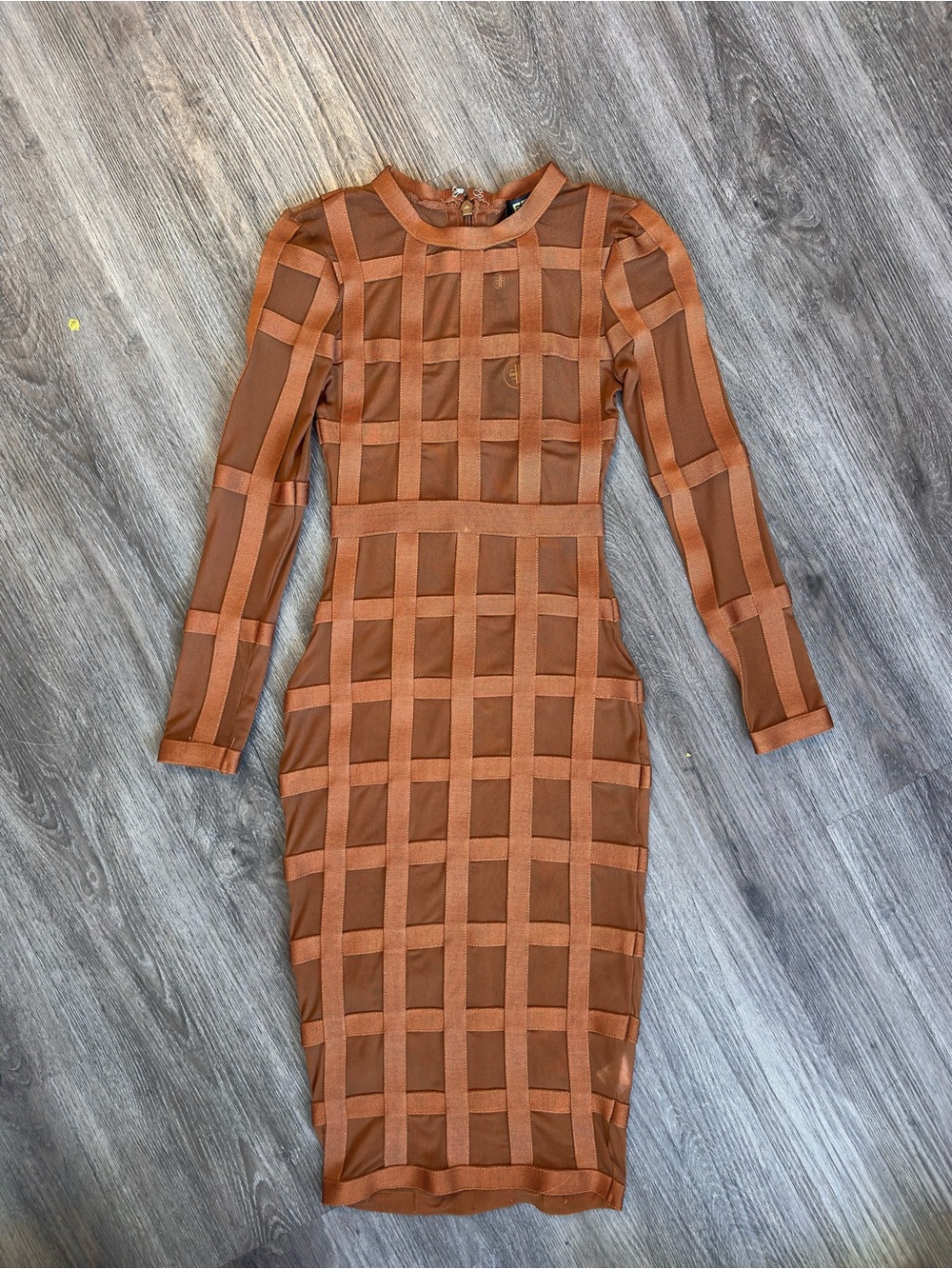 Long-Sleeve Rust Grid-Pattern Bodycon Dress